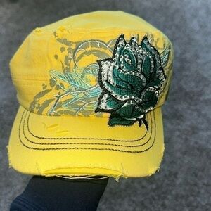 Leader Loga Y2K Rhinestone Bling Fleur De Lis Distressed Cap Hat Grunge Yellow